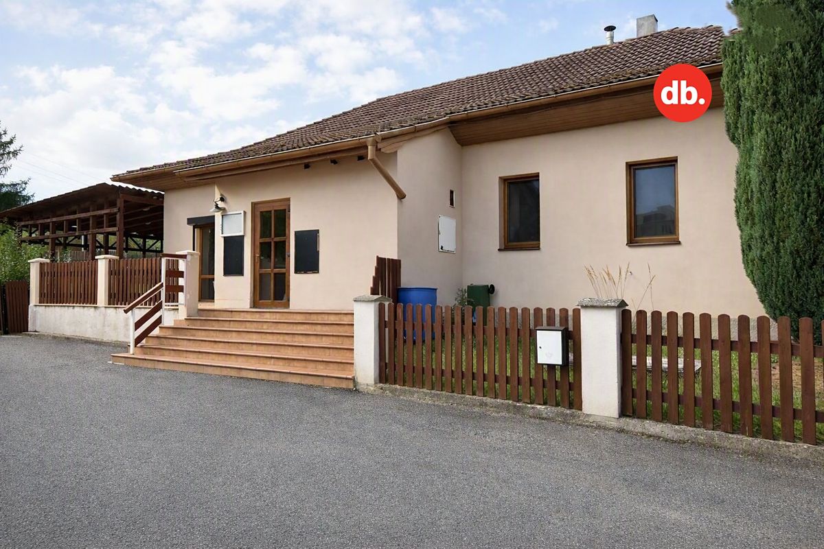 Prodej rodinného domu 170 m², pozemek 739 m²
